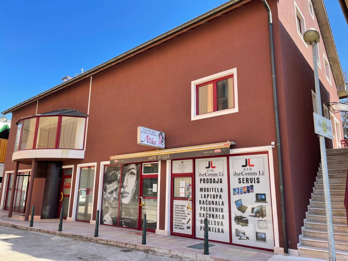 Hard Rock Rooms For Two Livno Exteriör bild