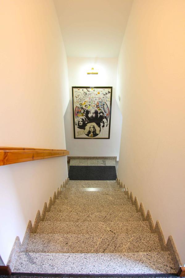 Hard Rock Rooms For Two Livno Exteriör bild